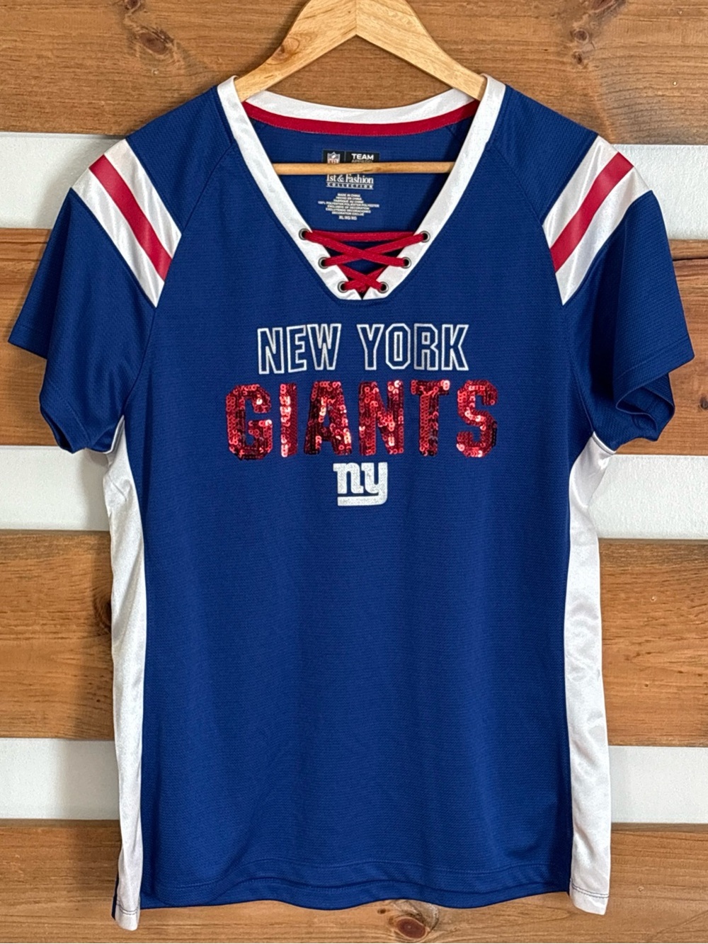 NFL Team Apparel Women's NY Giants V-Neck Blouse Jersey Style Sequins Size X